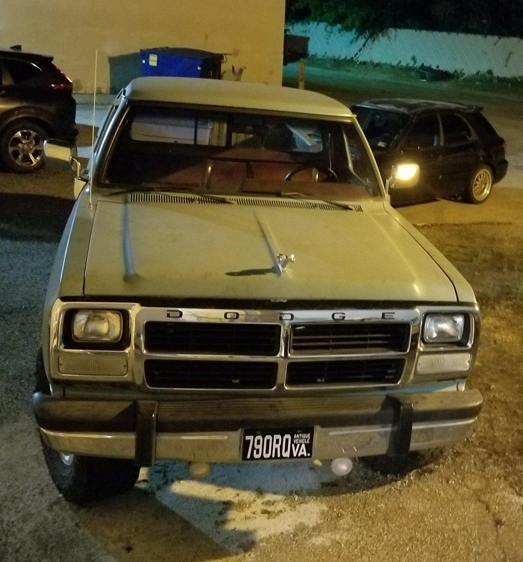 1991 Dodge W-Series
