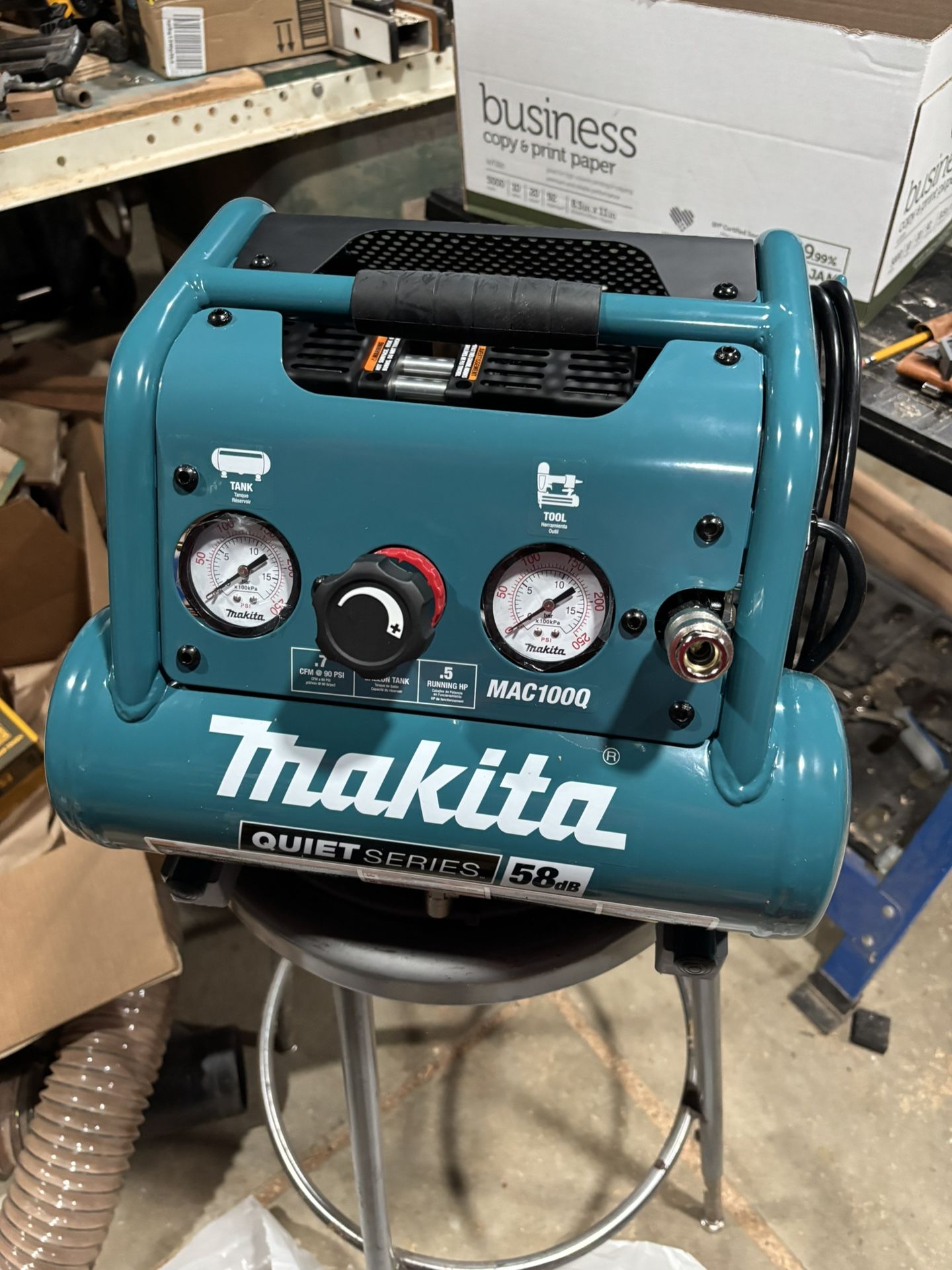 Makita 1 Gallon Air Compressor