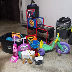 Toys 25$ ( basketball arcade not included) sold sep at 10$