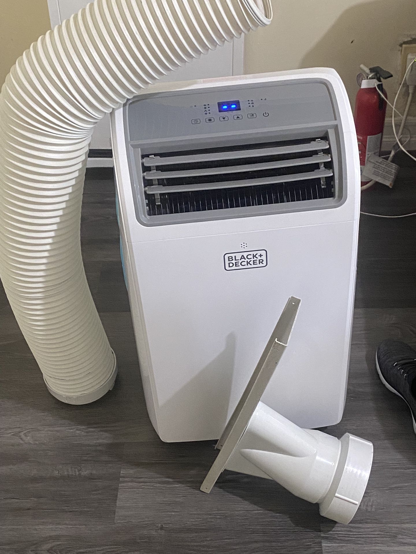Black Decker BPACT12WT AC