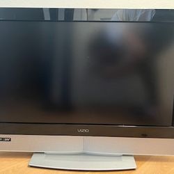 Vizio 32 Inch Flat Screen TV