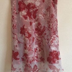 **Sz. Large red flower skirt**