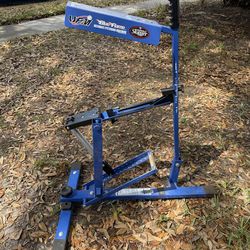Louisville Slugger Blue Flame Pitching Machine