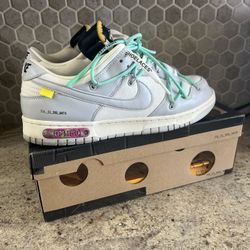 Nike Off white dunk lot 4 size 12