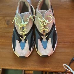 Adidas Yeezy’s For Sale Excellent Condition 