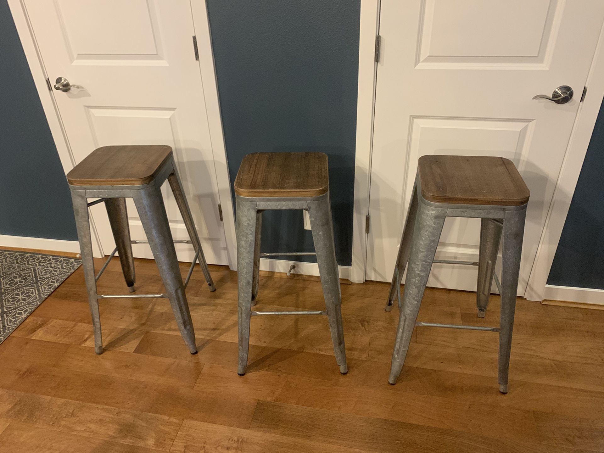 Bar stools, farmhouse style. Floor to seat height is 29.5”