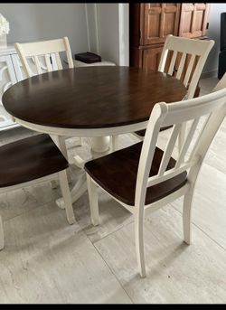 Comedor De madera Ashley’s Furniture