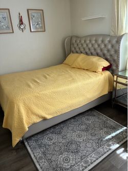 Bedroom Set - Champagne