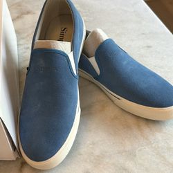 NEW Simple Shoes M 10.5 