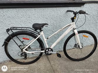 Infinity Boss.three Disc 7 Speed 700c Ladies Comfort Bike
