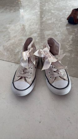 Converse Chuck Taylor Low-Top Sneakers - Kids 12 Size