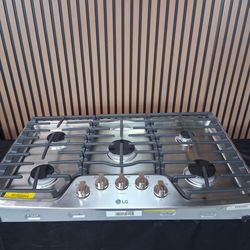 LG 36" Gas Stove with SuperBoil, 5 Burners and Heavy Duty Cast Iron Grates (LCG3611ST-D-A078)
