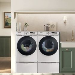 Samsung Washer And Dryer With Storage New Condition Just Used In A Home Staging Exhibition