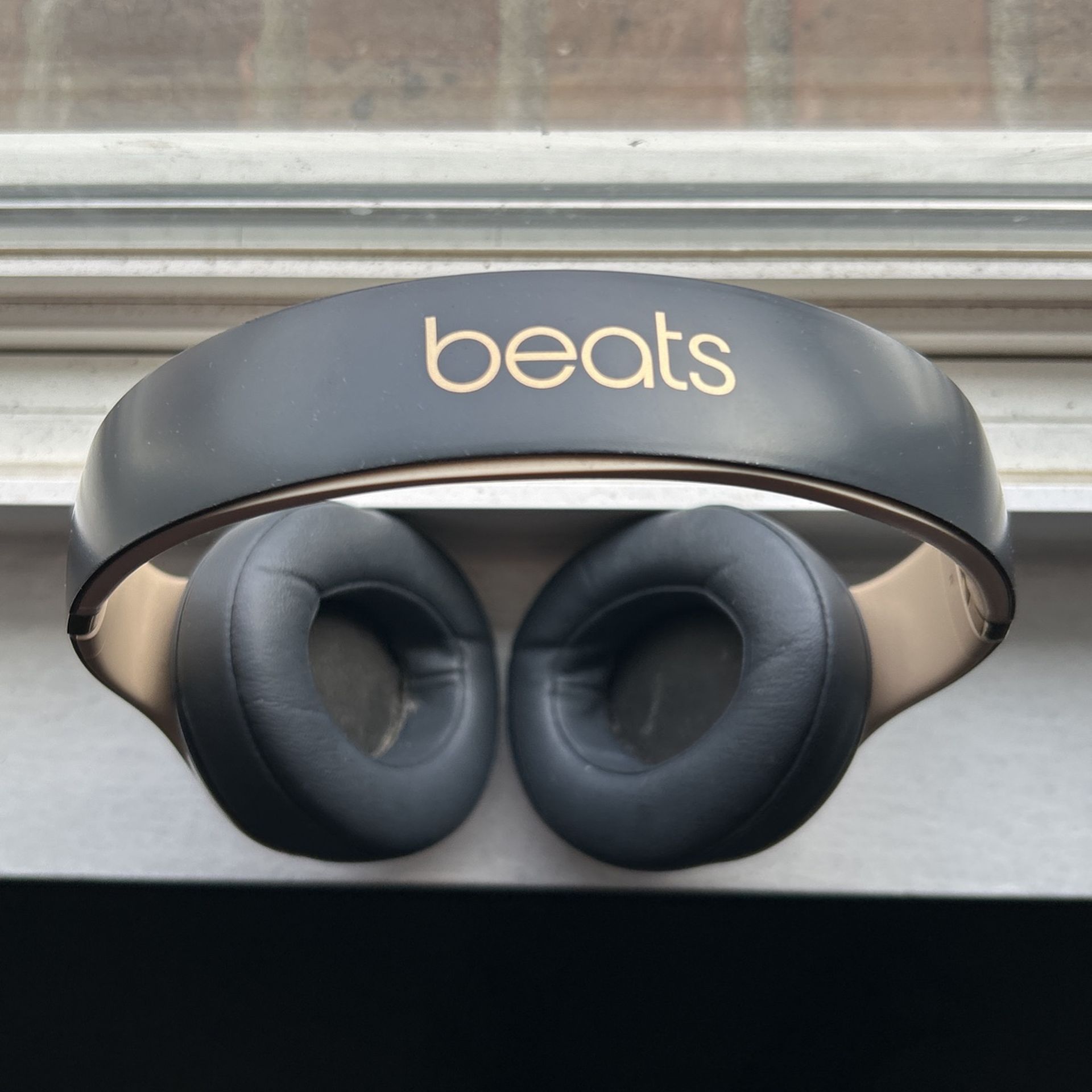 Studio Beats Headphones 