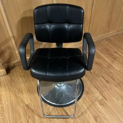 Styling Chair And Facial Steamer 