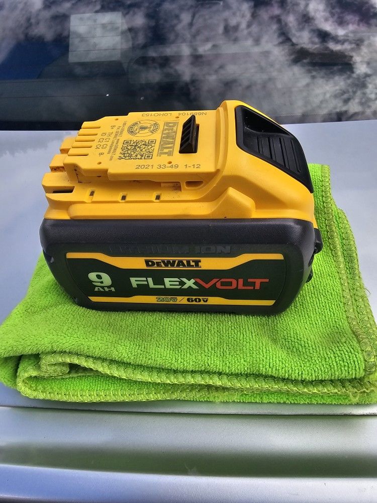 DEWALT 9AH FLEXVOLT BATTERY NEW BATERÍA DEWALT FLEXVOLT 9AH NUEVA