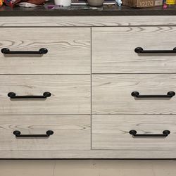 Queen Bedroom Set Ashley Home Furniture 