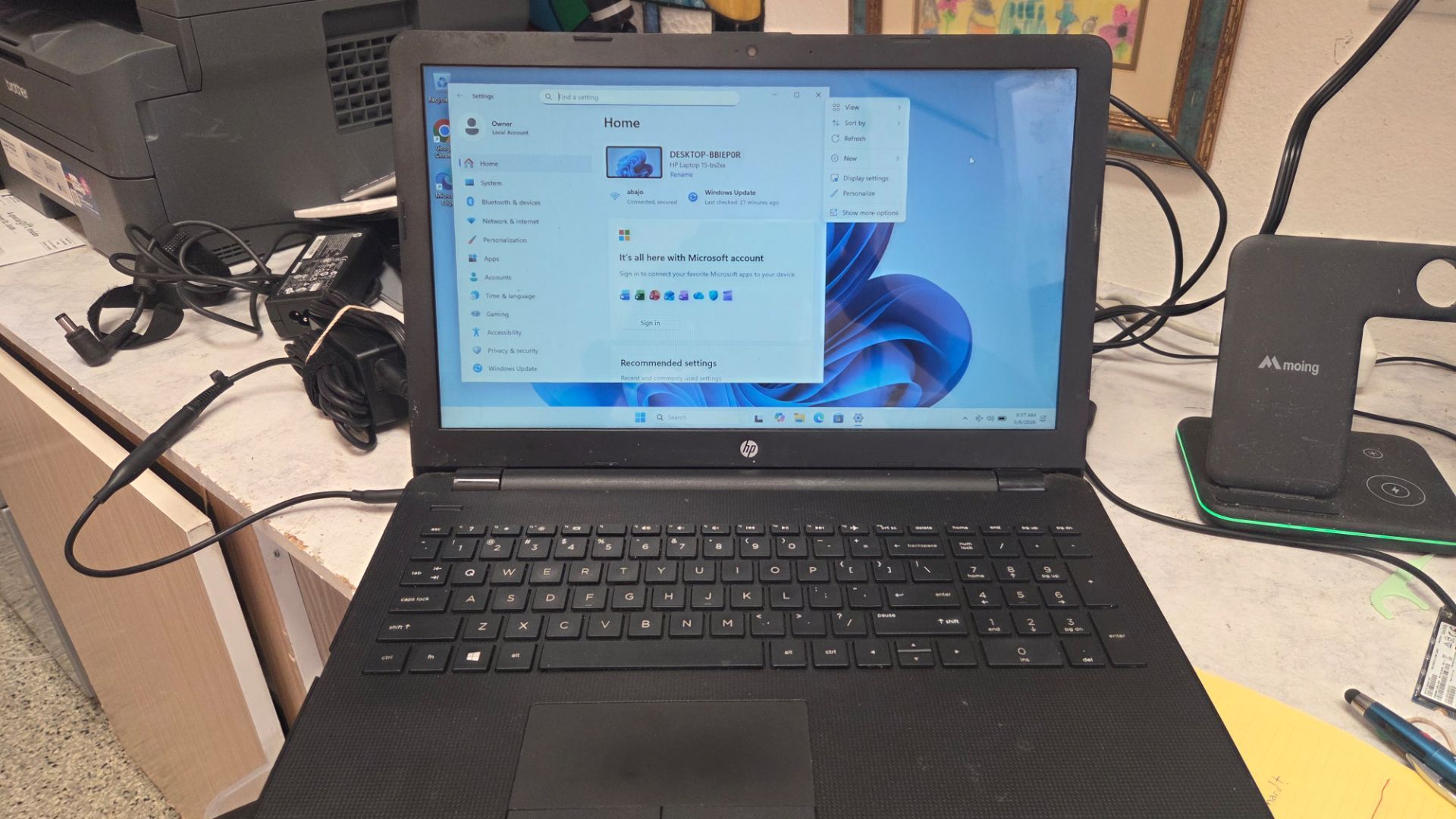 HP laptop 15" 8Ram 150ssd wifi camera good battery charger win 11-office