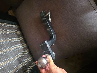 Car tow hitch 2"