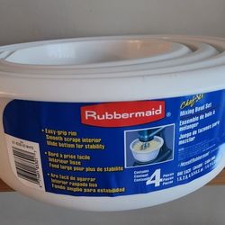 Rubbermaid Set Of 4 White Spout Nesting Mixing Bowls/New 