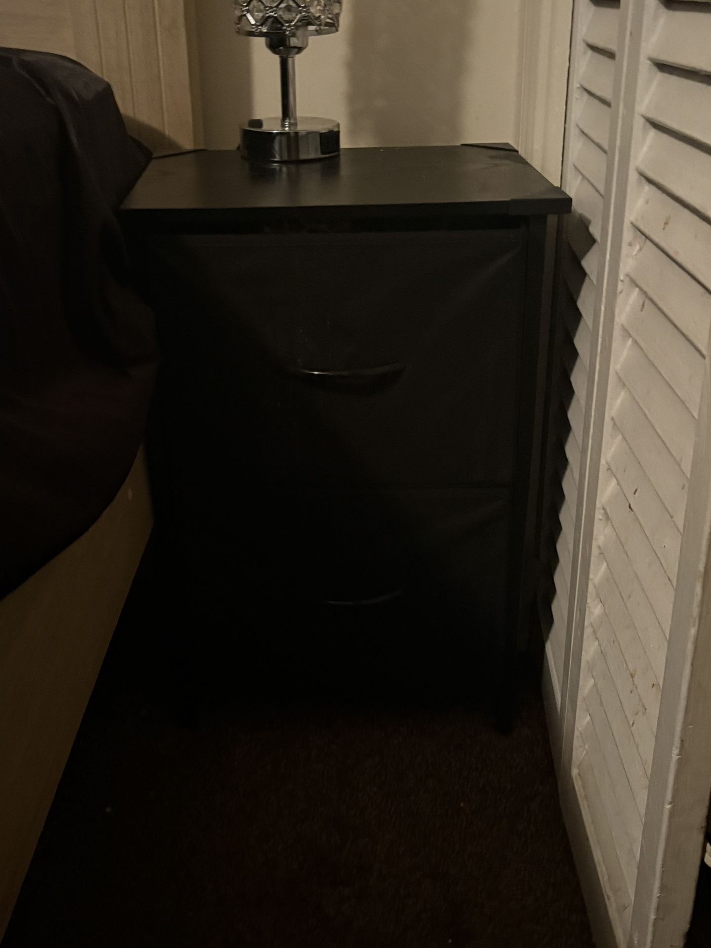 Bedside dressers