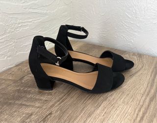 Girls faux suede heels sandals size 2