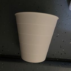White Trash Can 