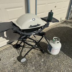 Weber Q2000 Portable Propane Bbq Grill 