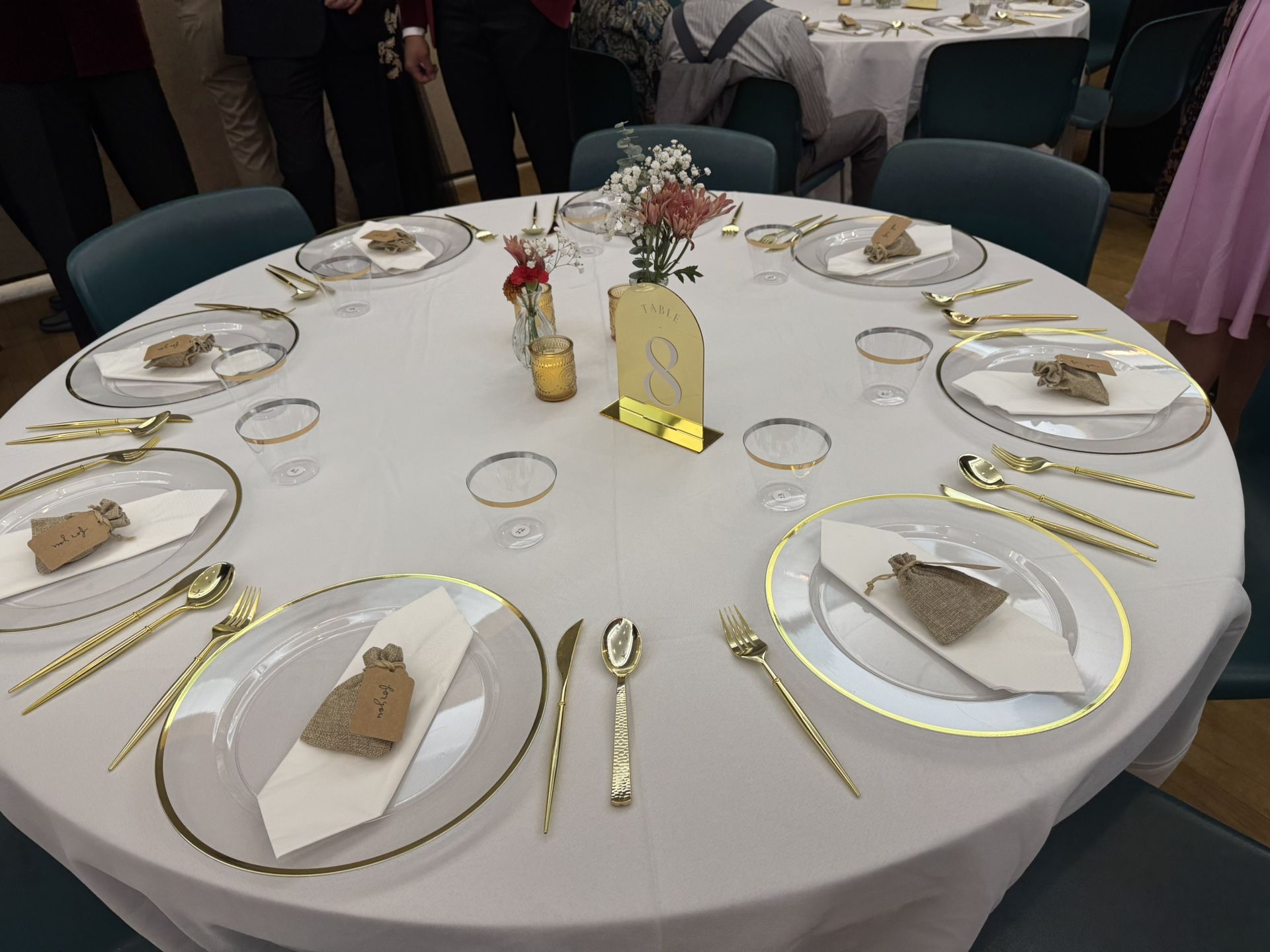 120 Inch White Round Tablecloths