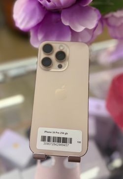 UNLOCKED - iPhone 16 pro 256 GB and clean imei