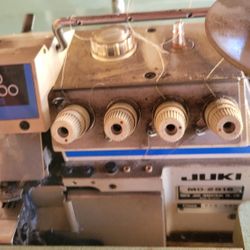 JUKI MO-2516 OVERLOCK SEWING MACHINE