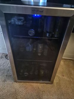 Whirlpool Beverage Cooler Mini Fridge