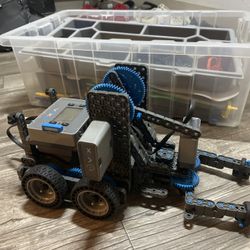 VEX IQ Robotics Kit + Built Robot – Complete Set – $220