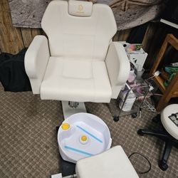 Home Nail Salon Lot