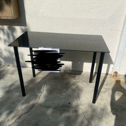 Desk / Table