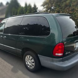 1998 Plymouth Grand Voyager