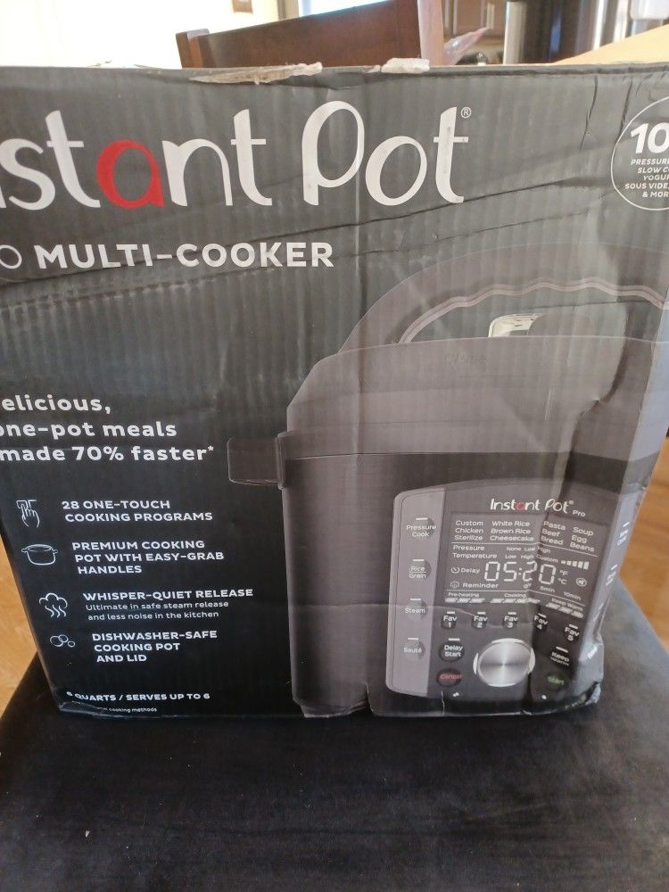 Instant Pot Pro Multi-Cooker 10 In 1 (6qt)