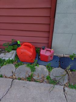 Gas cans