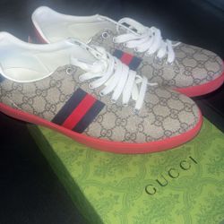 Men’s Shoes Size 12