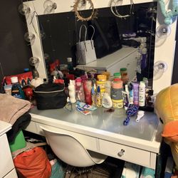 Make Up Vanity