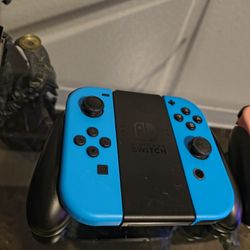 Nintendo Switch CONTROLLERS 