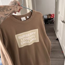 Large Tan Burberry Men’s Crew neck 