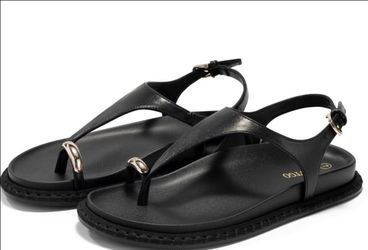 Coutgo Womens Toe Ring Flat Sandals size9