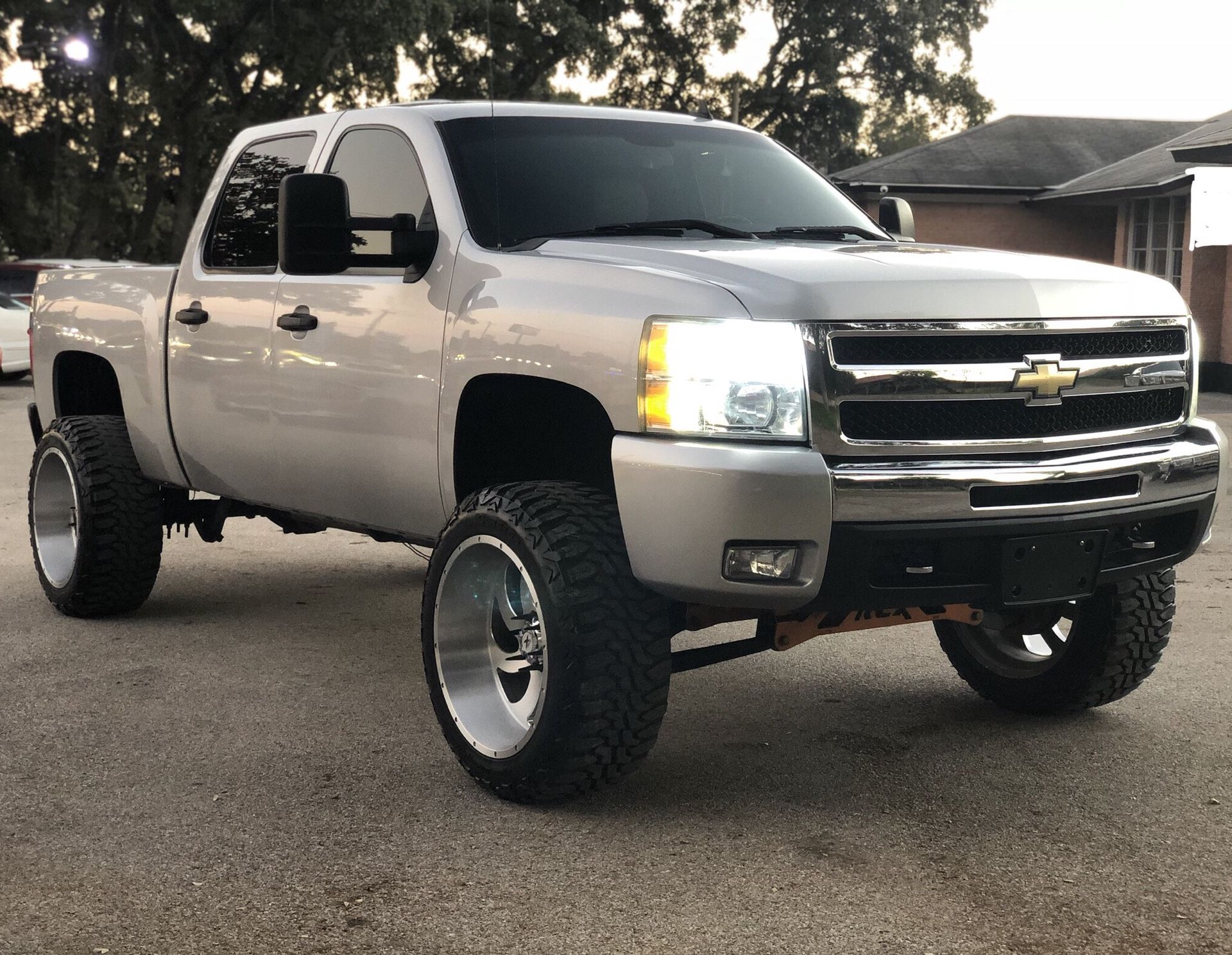 2011 Chevrolet Silverado 1500 for Sale in San Antonio TX OfferUp