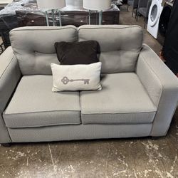 🤩 🛋️ Beautiful Loveseat Sofa 🛋️  💰💰