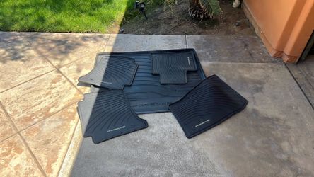 Car mats  Free