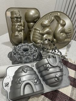 Nordic Ware 3D Cake Pan