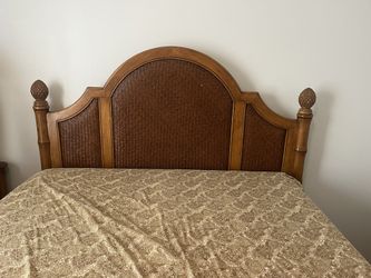 Queen Size Bedroom Set