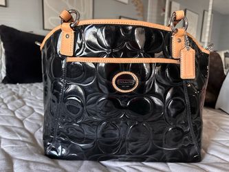 Vintage Coach Signature Patent Leather Handbag – Black/Tan