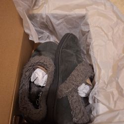 Clarks Leather And Fur Slippera Size 8